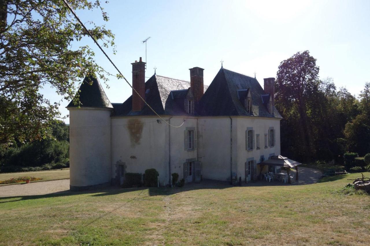 Chateau De La Ville-Hue Guer Екстериор снимка
